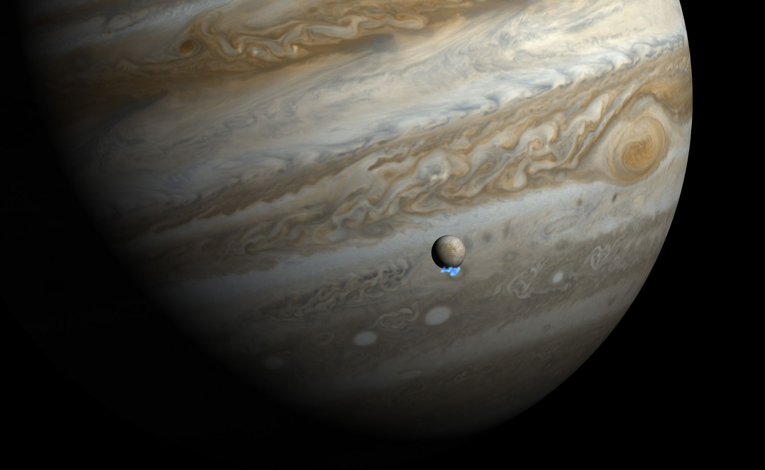 艺术家笔下的木卫二喷出羽状水蒸气，在后面的是木星。